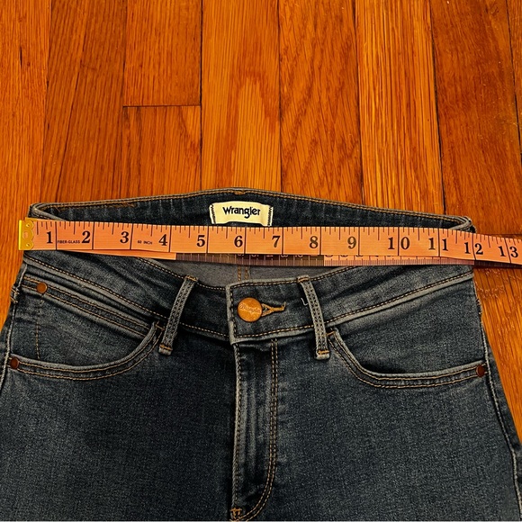 Wrangler cropped raw-hem skinny jeans - Picture 8 of 13